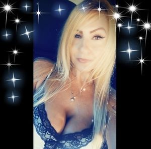 Meet your Posher, Dee